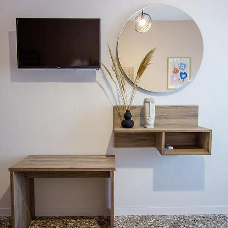 Anassa Apartments 아스프로발타 외부 사진