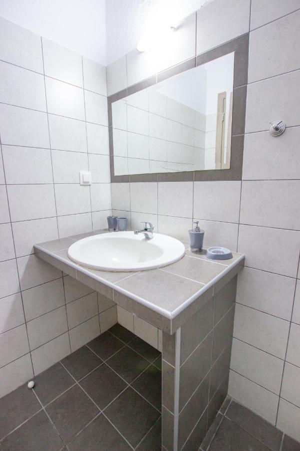 Anassa Apartments 아스프로발타 외부 사진